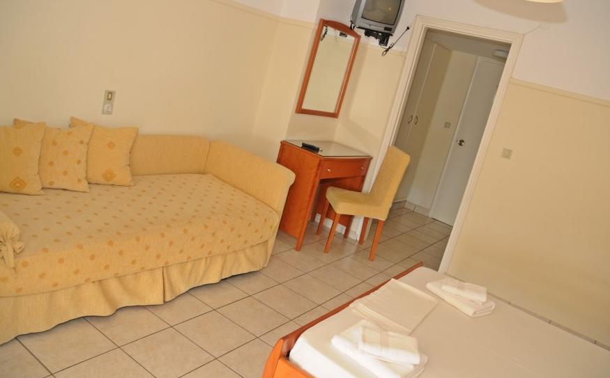 Delfini Hotel Theologos  Room photo